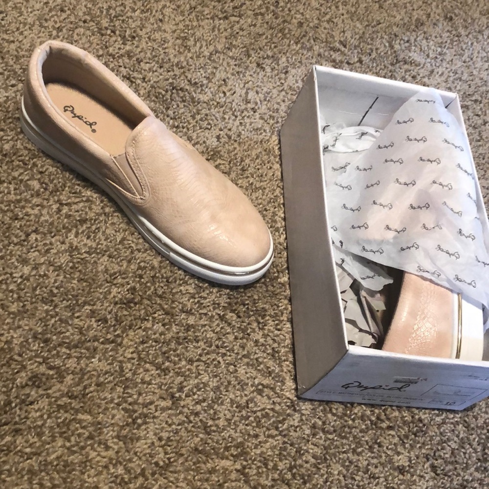 Blush snake skin slip ones